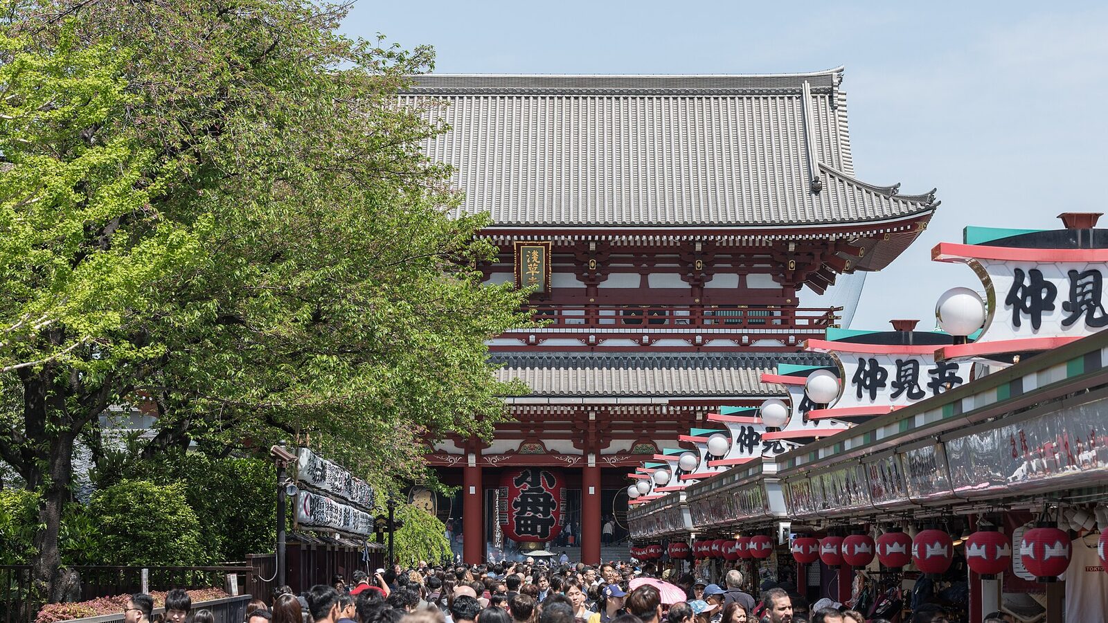 A south view of Hozomon Gate, Asakusa, Tokyo, as seen from Nakamise Shopping Street