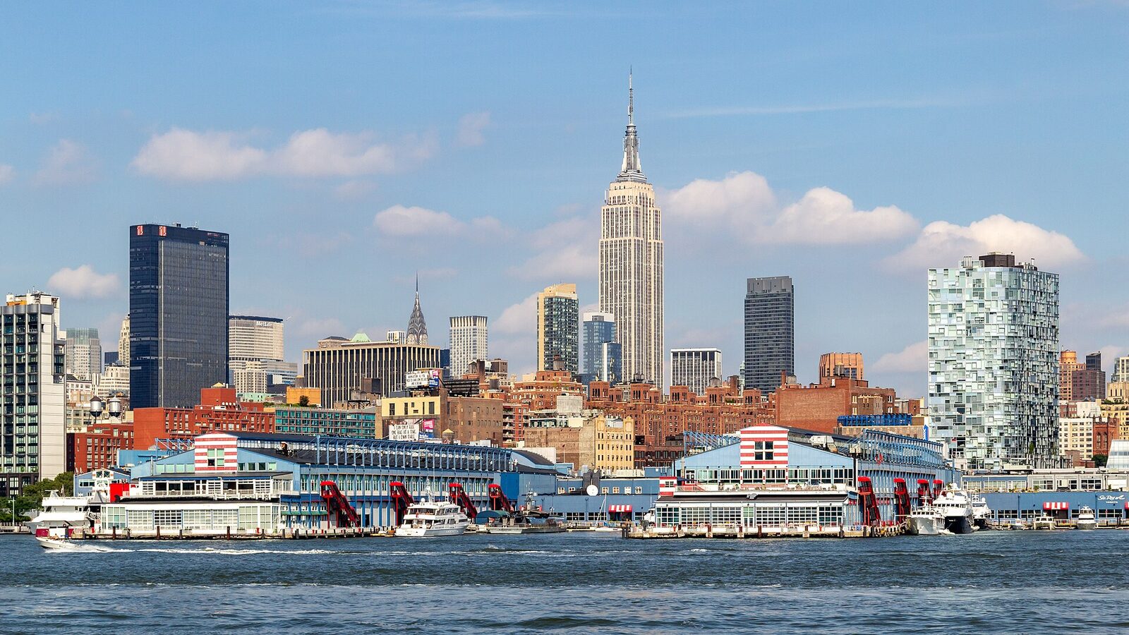 Manhattan skyline, New York City, New York, USA