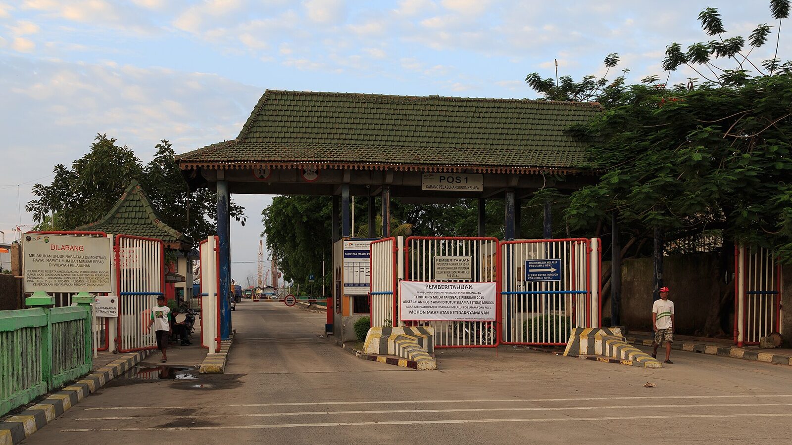 Jakarta, Indonesia: Entrance to Sunda Kelapa Branch of Jakarta Harbours