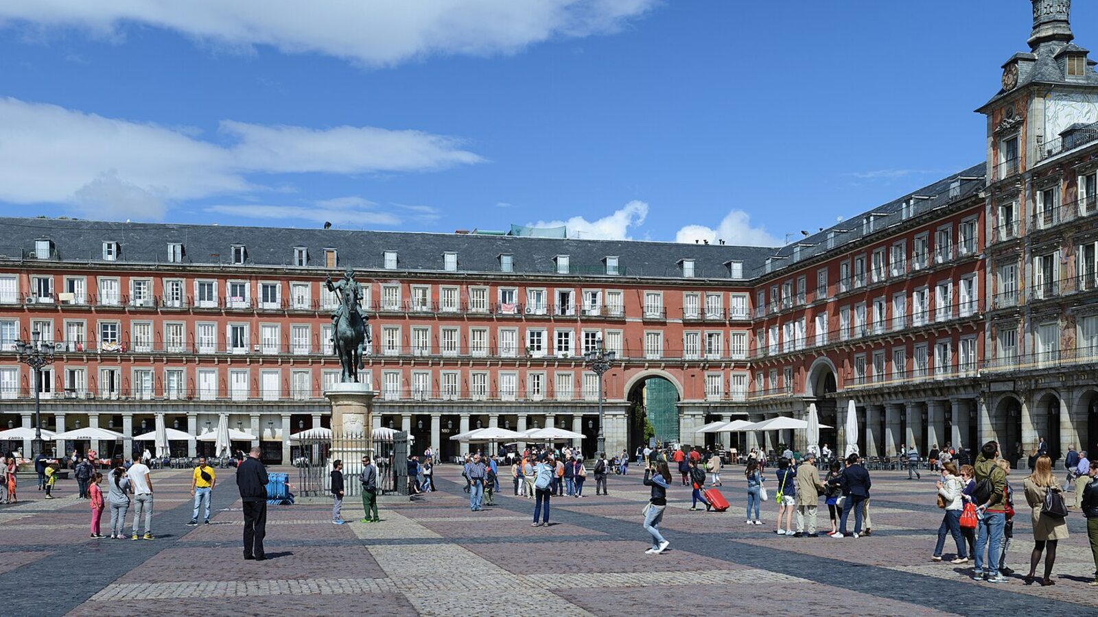 View of Plaza Mayor, Madrid, with the statue of Filpe III of Spain