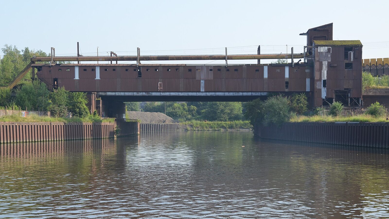 Charleroi (Belgique) - liaison entre la Sambre et le canal Charleroi-Bruxelles
