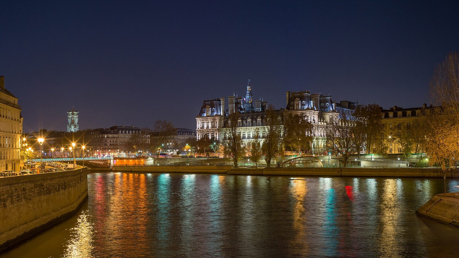 The Seine River and the Hôtel de Ville in Paris in France
