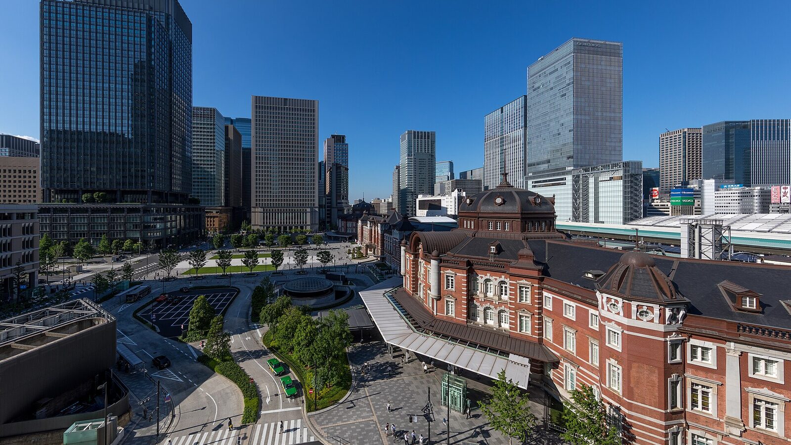 Marunouchi Central Plaza with blue sky, Tokyo station and Shin Marunouchi Building, panoramic view from JP Tower, Tokyo, Japan