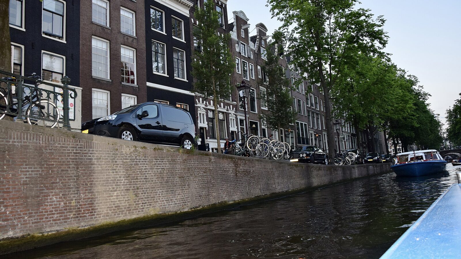 Amsterdam Canal (Ank Kumar)