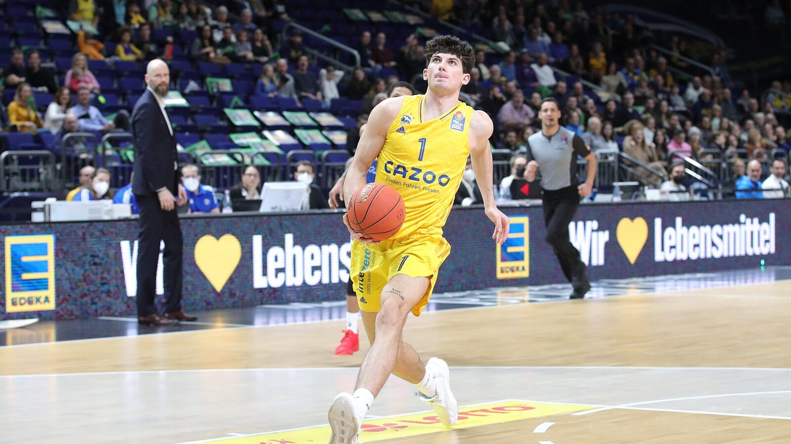 Deutsche Basketball-Bundesliga 2022/23, 13th day of play: ALBA Berlin vs. Fraport Skyliners Frankfurt (99:74) – Gabriele Procida (ALBA Berlin)
